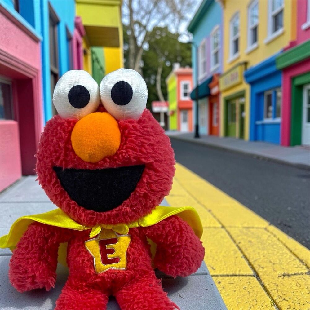 GUND Sesame Street Official Elmo Superhero 11” Take Along Buddy Plush Toy Cape